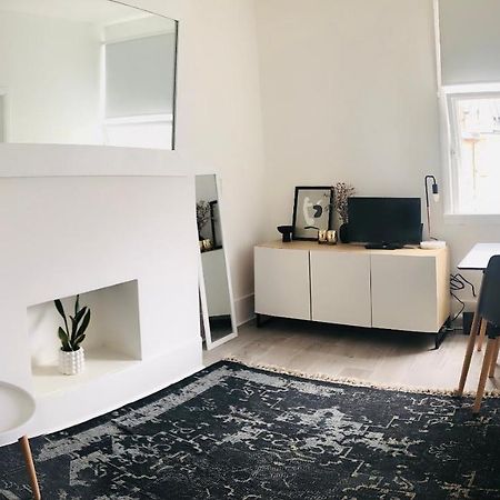 Bright Chiswick Apartment - Great Location Londra Esterno foto